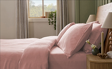 5 Cooling Bed Sheet Materials Perfect for Hot Summer Nights
